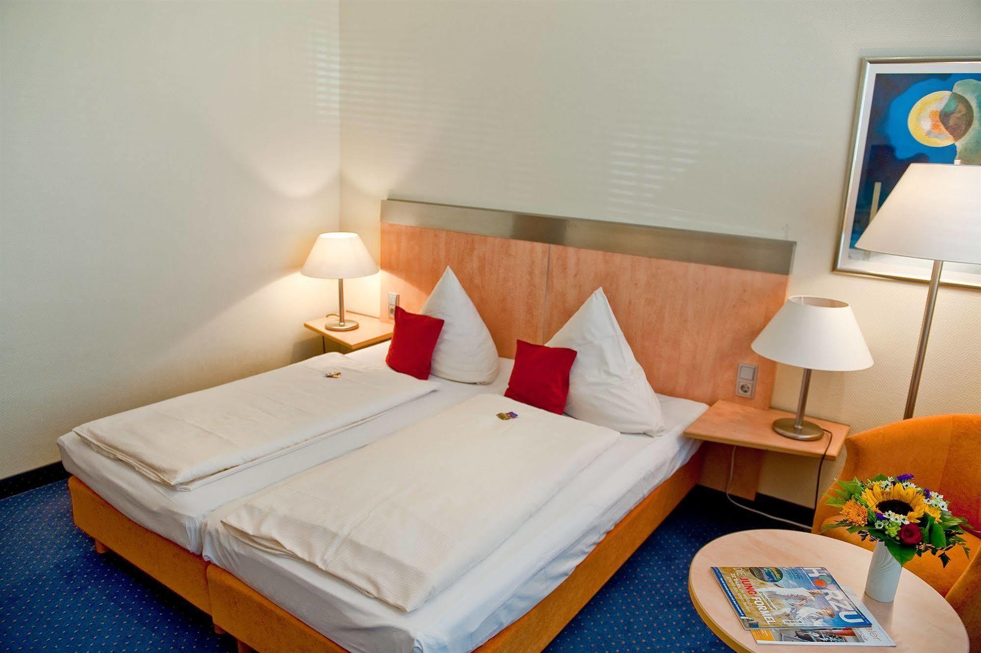 Hotel Central 프랑켄탈 외부 사진